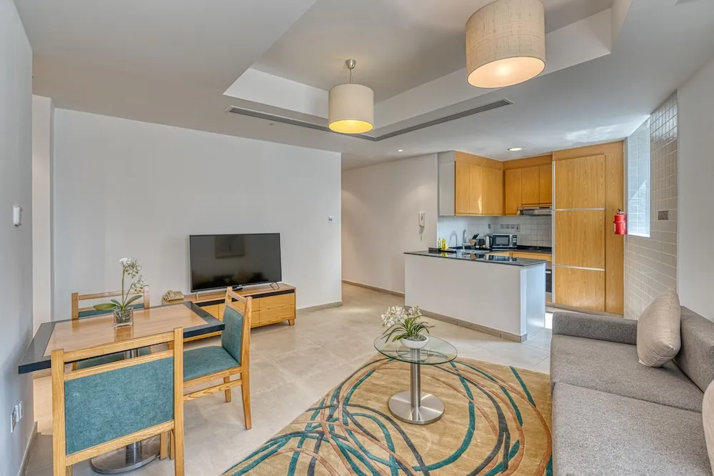 Premier One-Bedroom Apartment