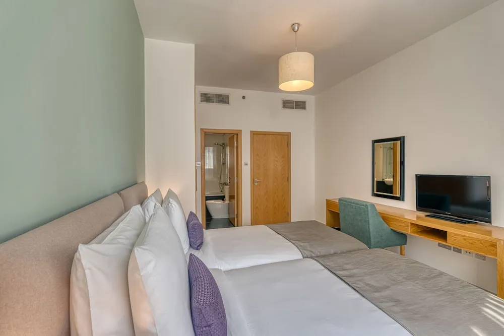 Premier One-Bedroom Apartment
