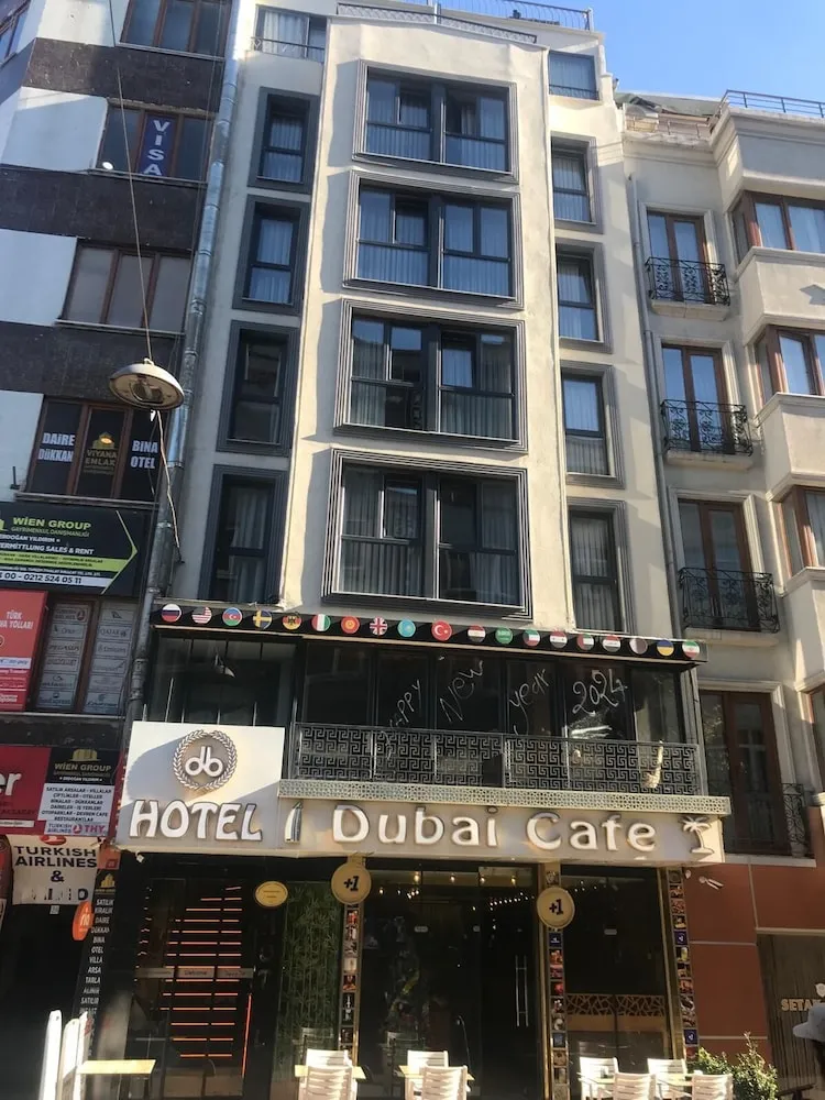 Konaklama yerinin ön cephesi