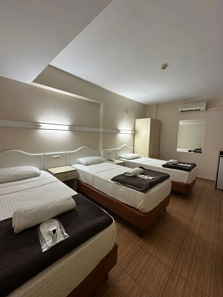 Economy Üç Kişilik Oda