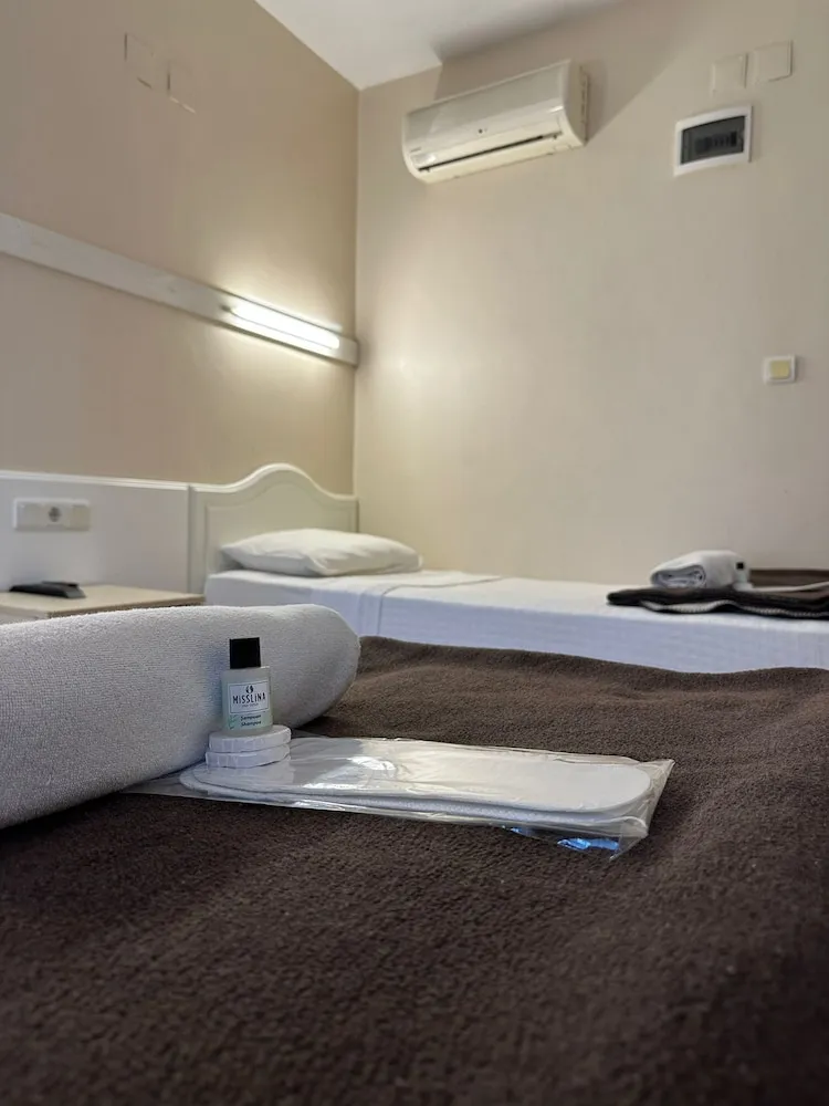 Economy Tek Büyük Yataklı Oda