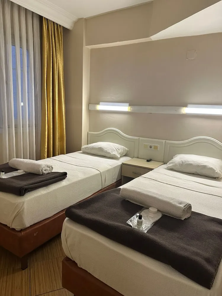 Standard İki Ayrı Yataklı Oda