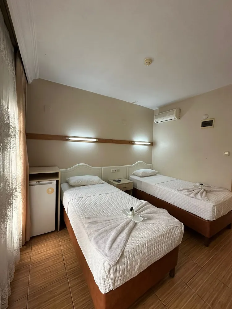 Standard İki Ayrı Yataklı Oda