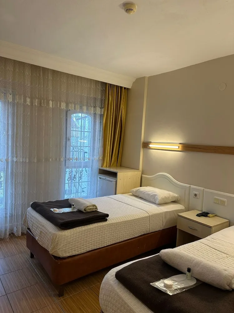 Standard İki Ayrı Yataklı Oda