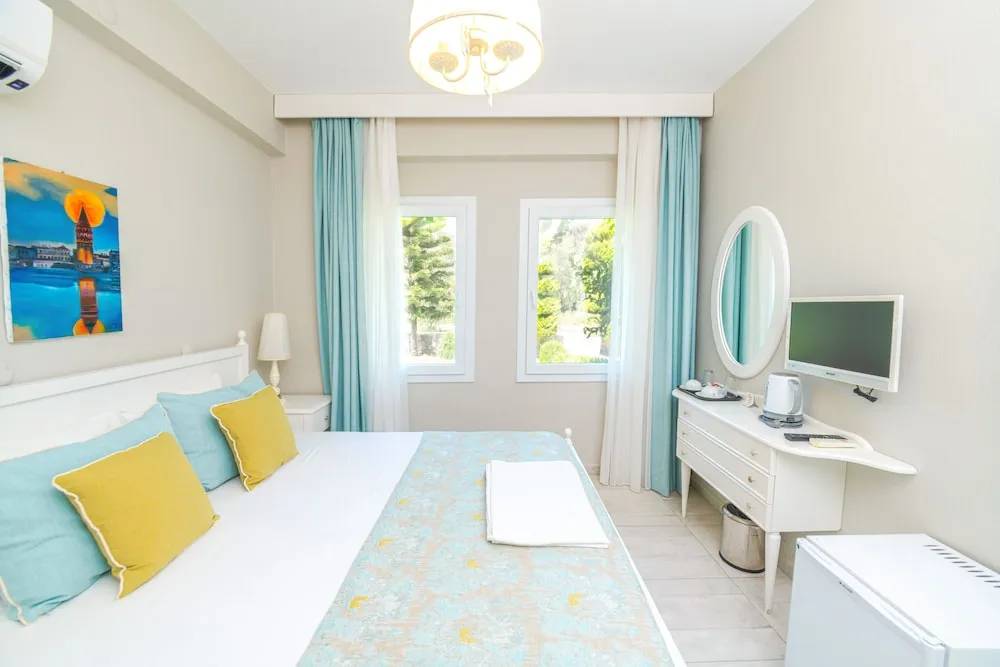 Standard Tek Büyük Yataklı Oda