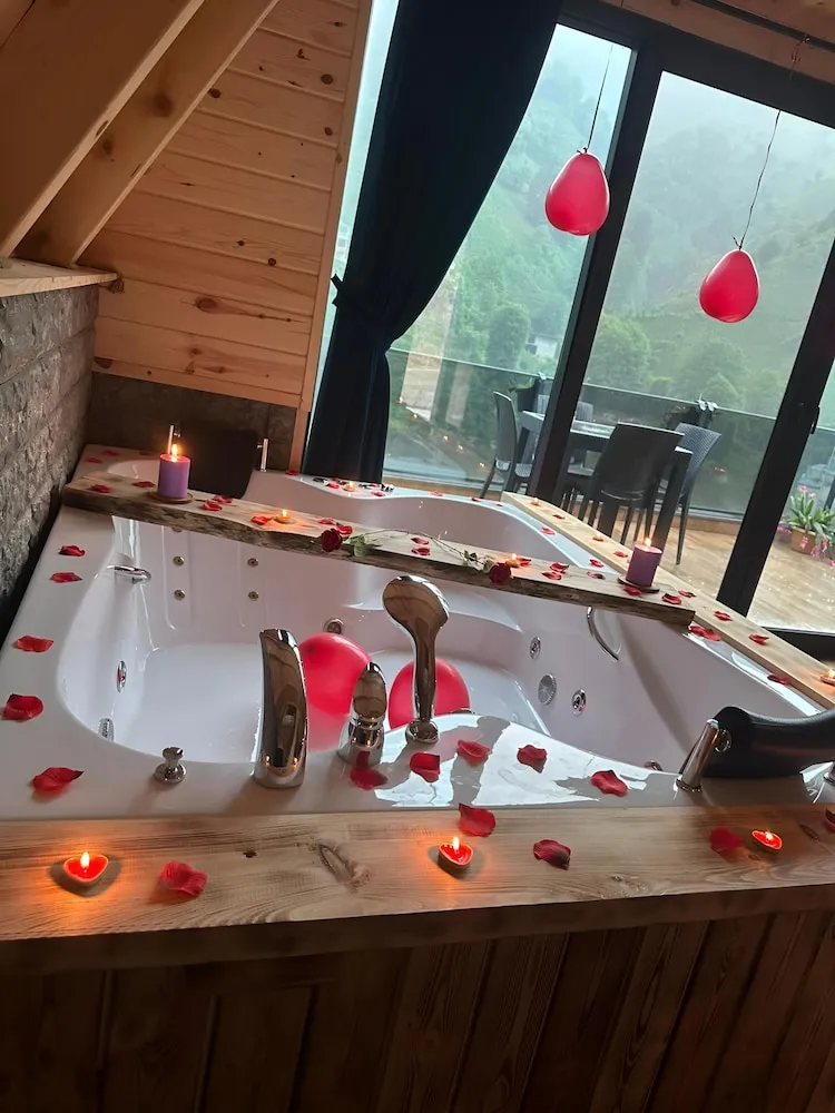 Deluxe Bungalov, 1 Yatak Odası, Sigara İçilmez, Nehir Manzaralı