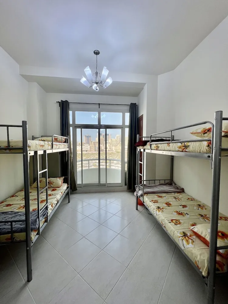 Ortak Ranzalı Oda, Birden Çok Yatak