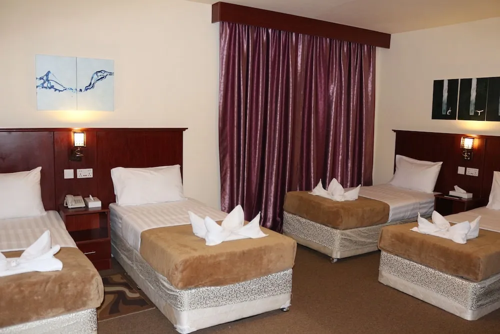 Standard Dört Kişilik Oda