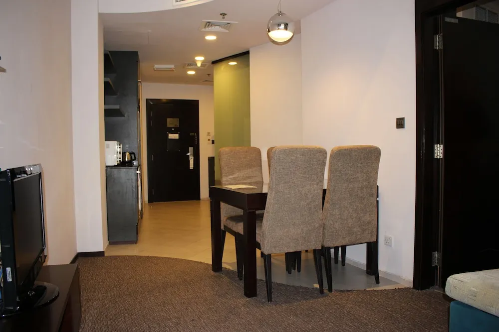 1 Bedroom Apartment Marina View