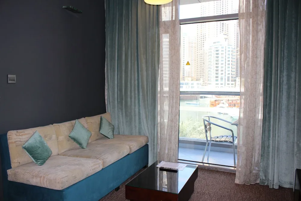 1 Bedroom Apartment Marina View