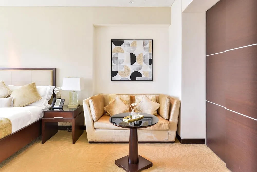 Deluxe Studio Suite