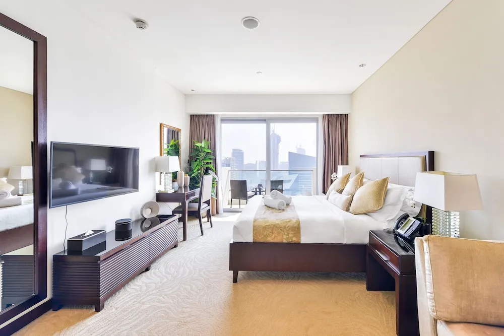 Deluxe Studio Suite