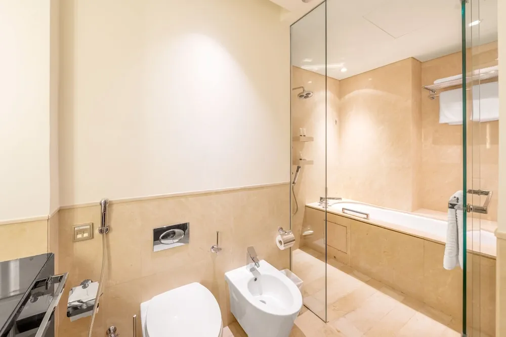Deluxe 2BR Suite