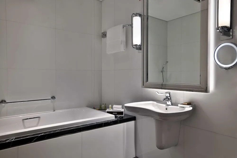 Oda, 1 En Büyük (King) Boy Yatak, Engellilere Uygun, Balkon