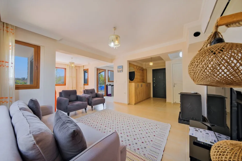 Family Villa, 4 Yatak Odası, Kişiye Özel Havuzlu, Deniz Manzaralı