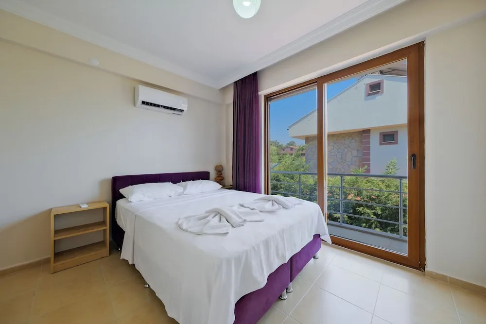 Family Villa, 4 Yatak Odası, Kişiye Özel Havuzlu, Deniz Manzaralı