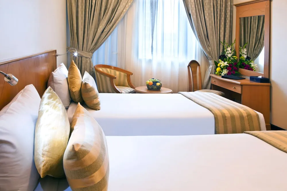 Tek Büyük veya İki Ayrı Yataklı Oda