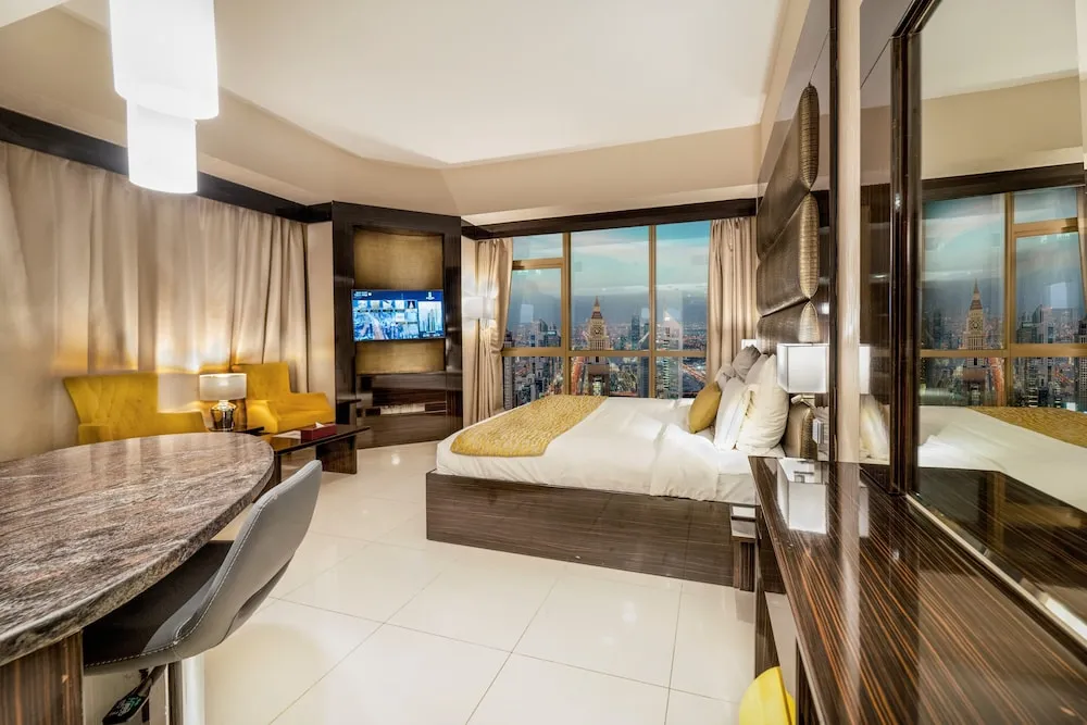 Superior Oda (Sheikh Zayed View)
