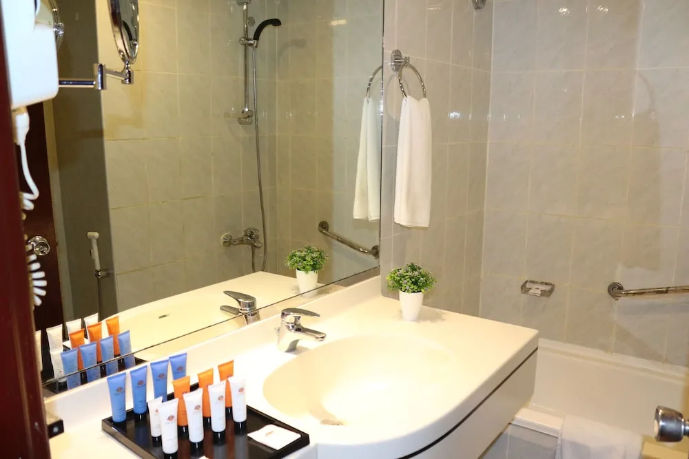 Standard Dört Kişilik Oda, Balkon