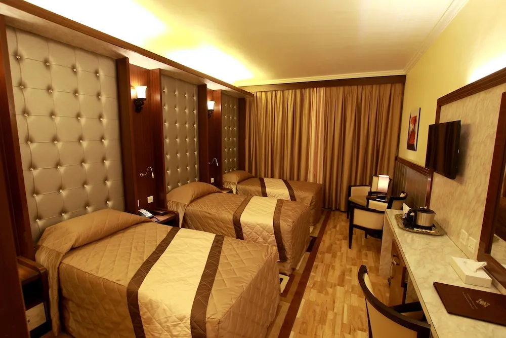 Standard Dört Kişilik Oda, Balkon