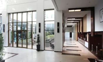 Metropolitan Hotel Dubai