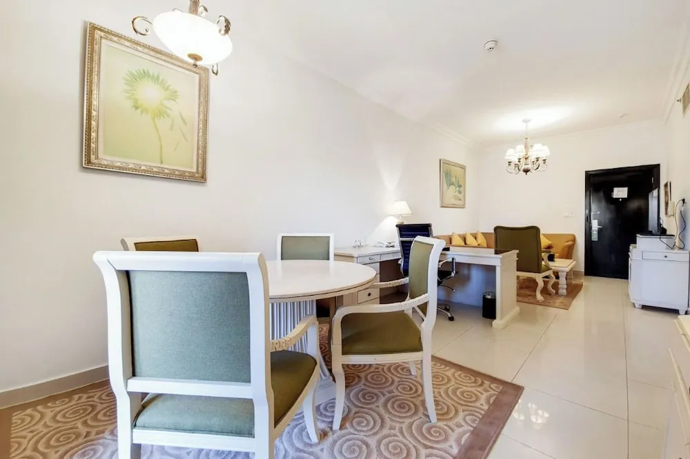 Two Bedroom Apartment with Sea View