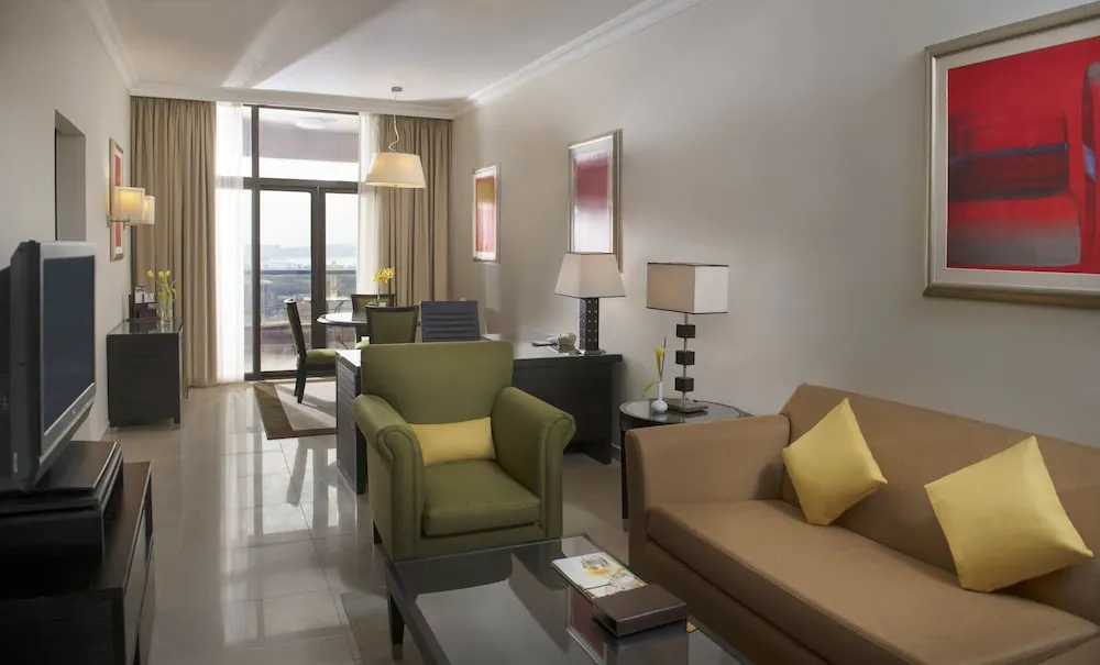 Two Bedroom Apartment with Sea View