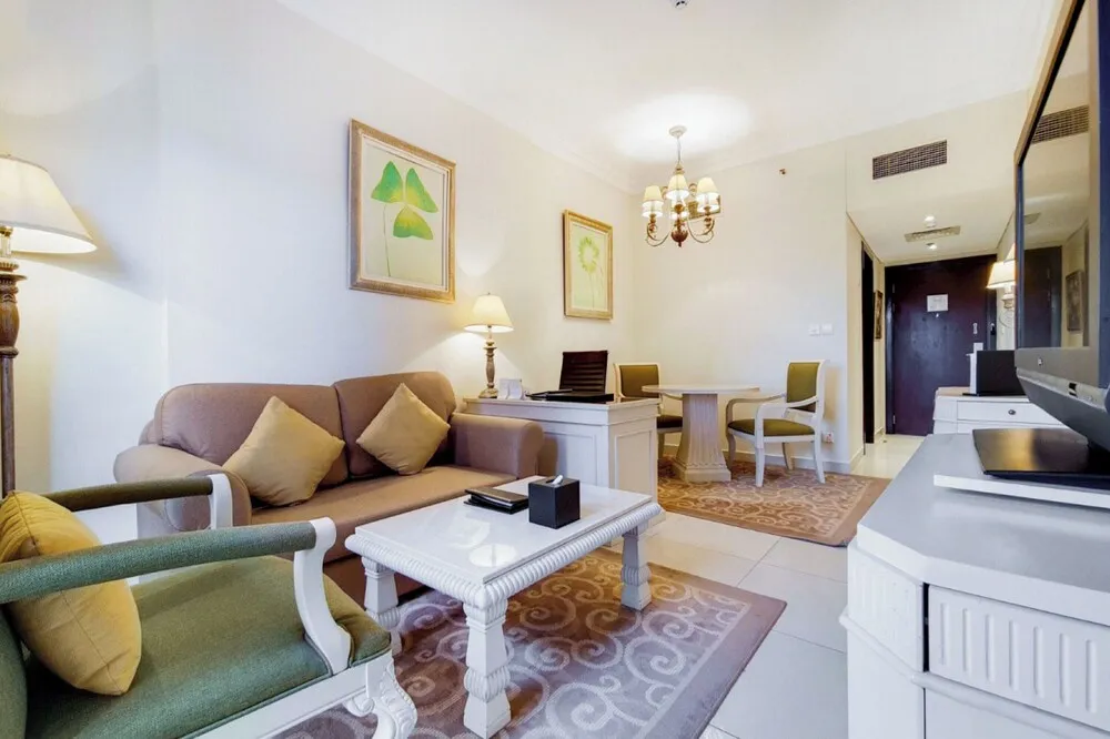One Bedroom Apartment Sea View