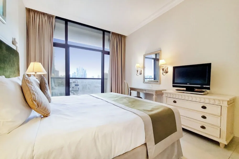 One Bedroom Apartment City View