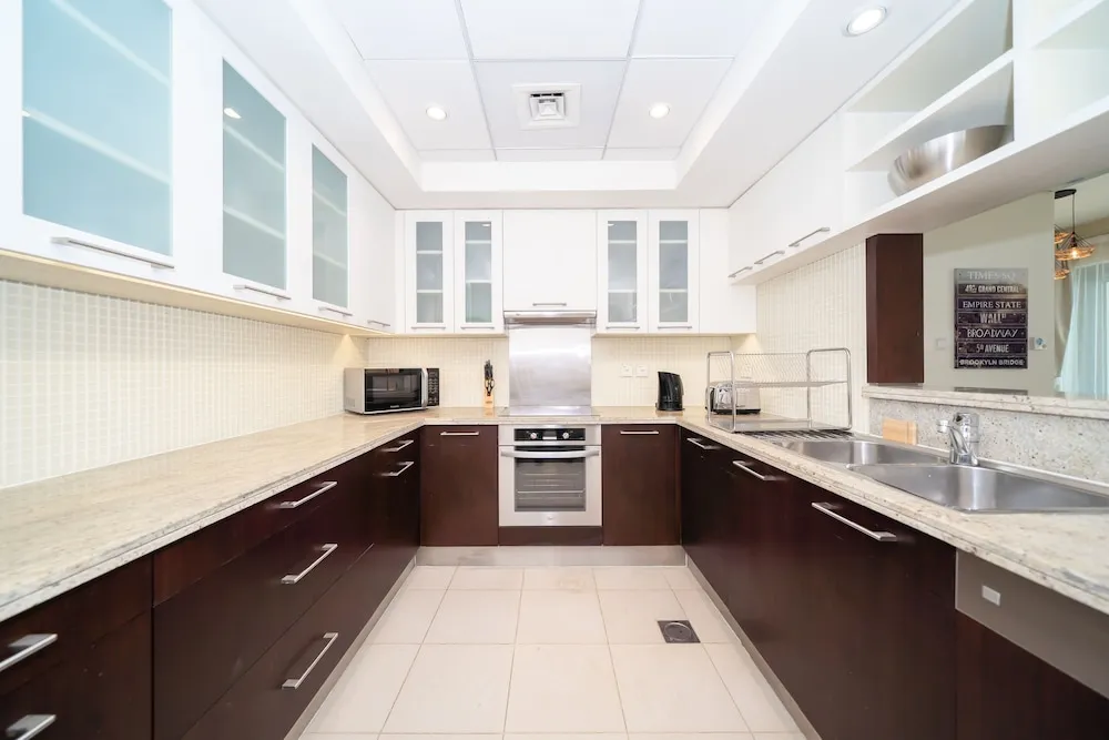 Tower 1 Deluxe Apartment