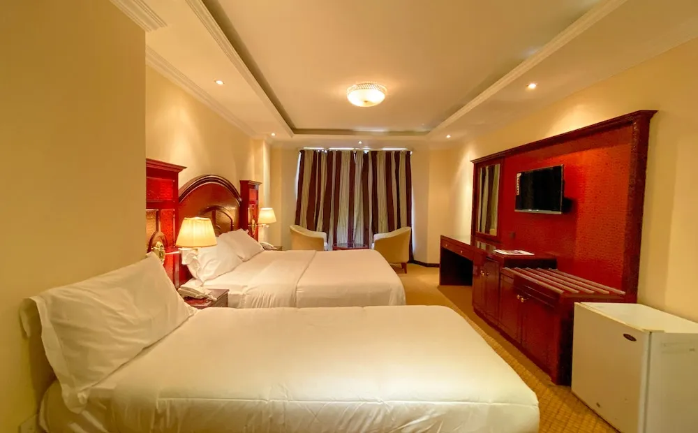 Deluxe Üç Kişilik Oda