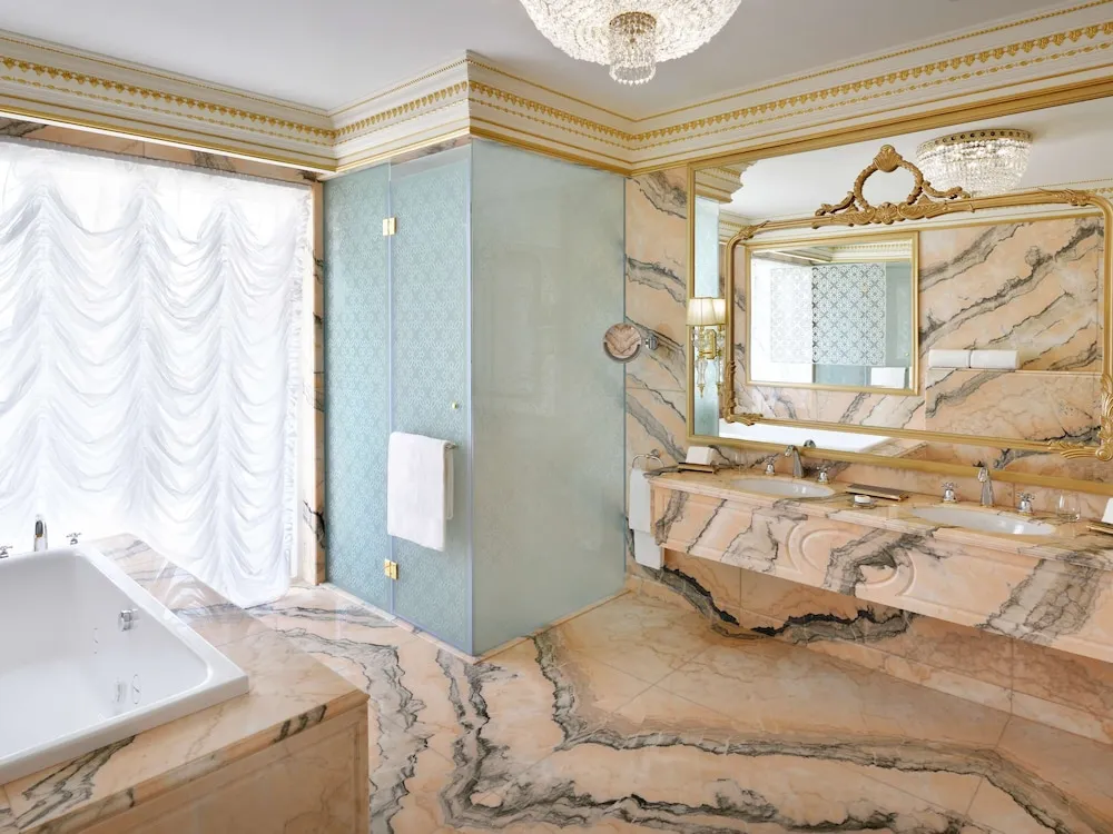 Raffles, Royal Villa, Birden Çok Yatak