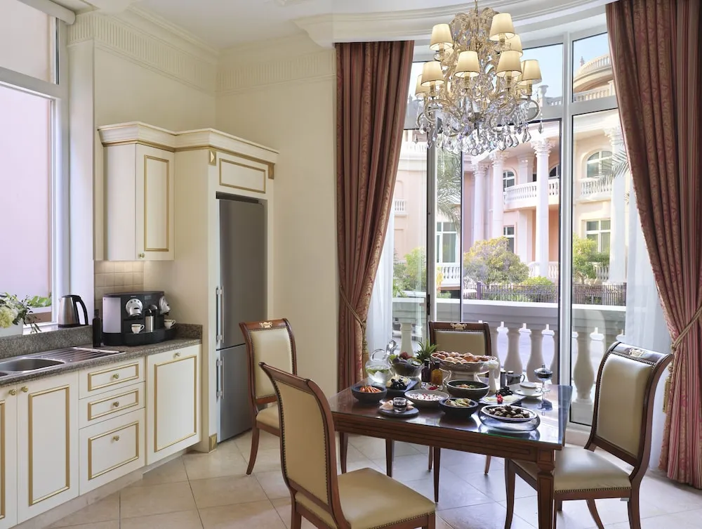 Raffles, Royal Villa, Birden Çok Yatak