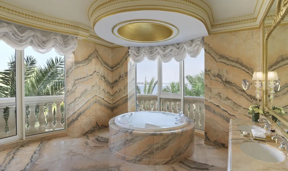 Raffles, Royal Villa, Birden Çok Yatak