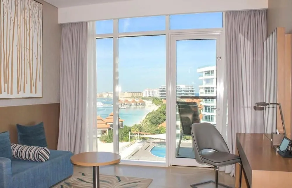 Deluxe Twin Room with Balcony and Hotel Private Beach Access