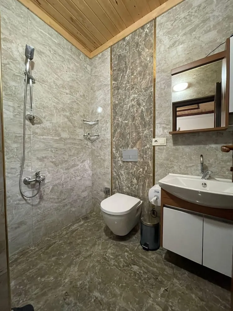 Economy Daire, Dağ Manzaralı