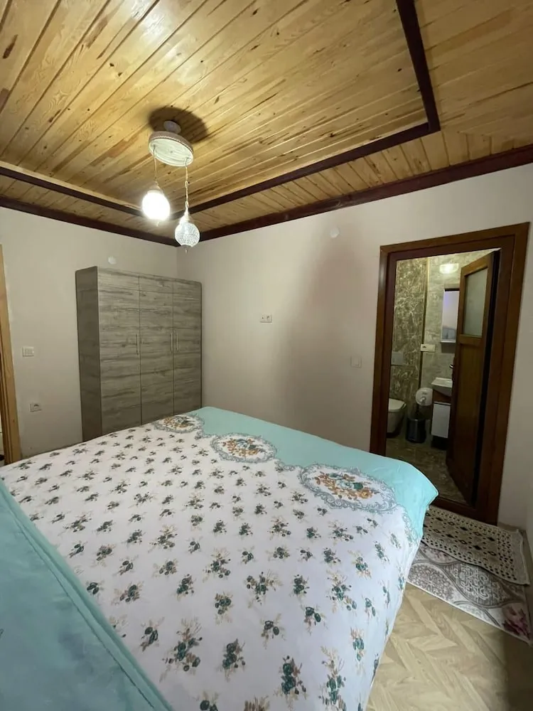 Economy Daire, Dağ Manzaralı