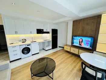 Rose Point Residence