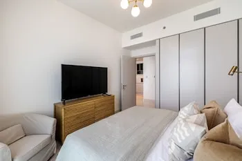 DHH Sunrise Bay 1- Emaar Beachfront