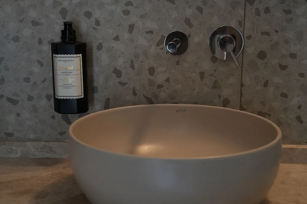 Exclusive Oda, Balkon, Havuz Manzaralı