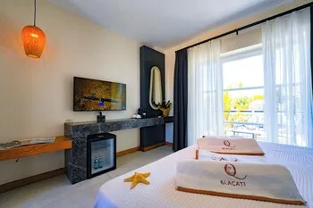 Q Alaçatı Otel