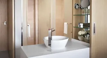 Avani Ibn Battuta Dubai Hotel