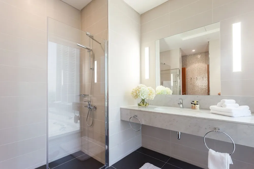 Exclusive Stüdyo, Şehir Manzaralı
