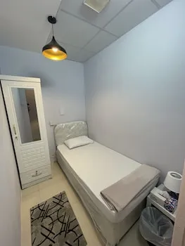 Pharos Inn Sheikh Zayed Hostel