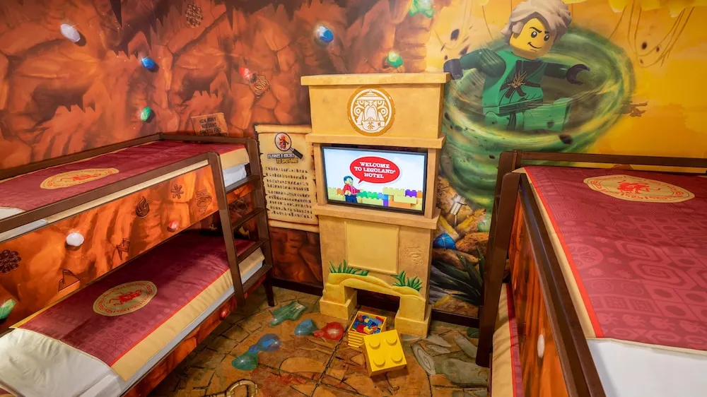 Family Süit (NINJAGO® Fully Themed Family Suite)