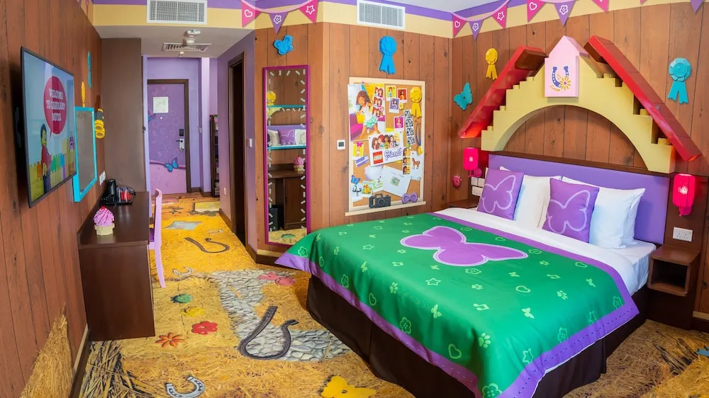 Premium Oda (FRIENDS Fully Themed Room)