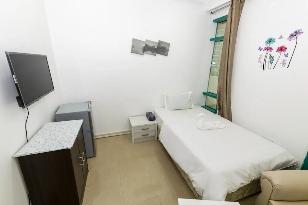Economy Tek Kişilik Oda, Sadece kadınlar için, Şehir Manzaralı, Kule