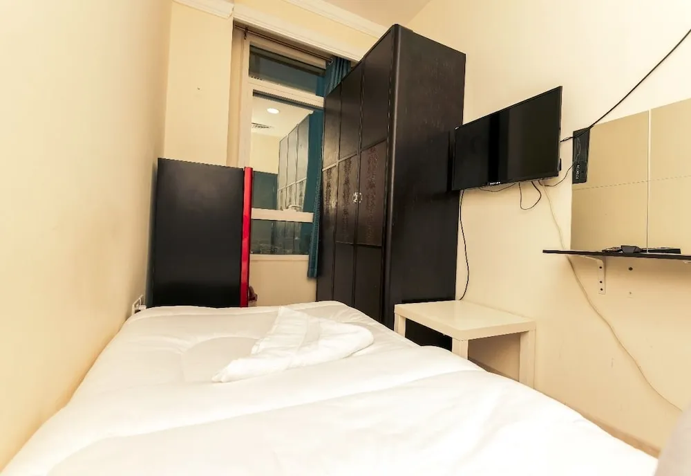 Basic Tek Kişilik Oda, Sadece kadınlar için, Şehir Manzaralı, Kule