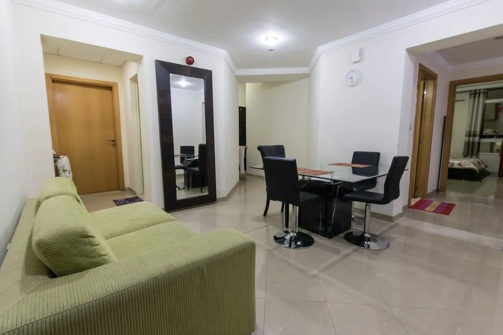 Basic Tek Kişilik Oda, Sadece kadınlar için, Şehir Manzaralı, Kule