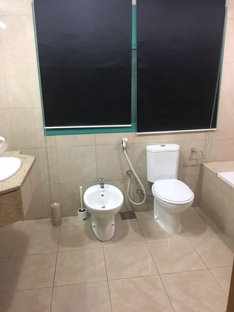 Basic Stüdyo, Sadece kadınlar için, Küçük Mutfak